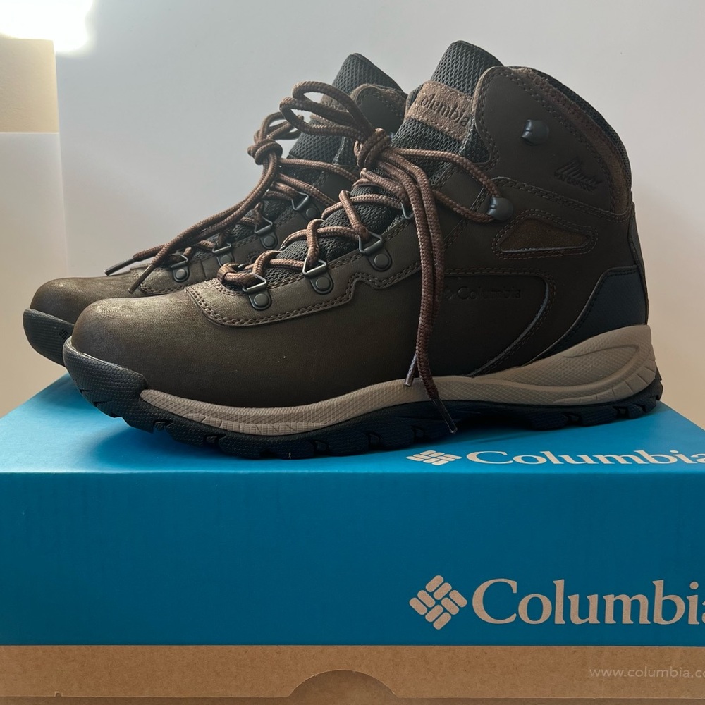 Columbia Women’s Newton Ridge Plus Waterproof Hiking Boot Size 12 - Picture 2 of 9
